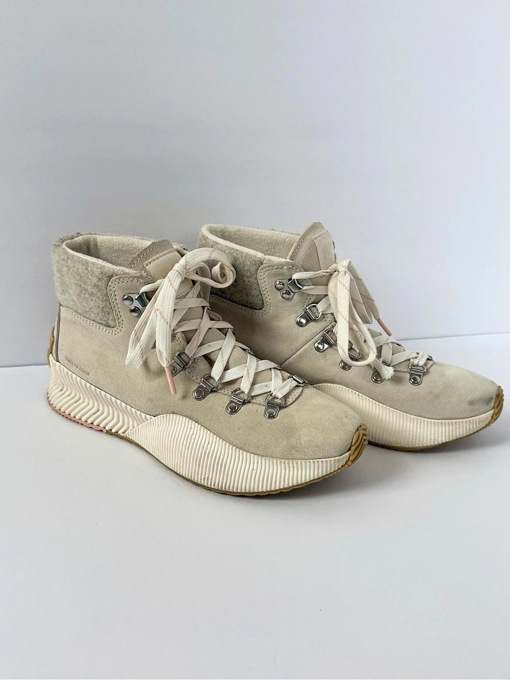Sorel Out N About III Conquest Waterproof Boots Chalk Sea Salt 8.5